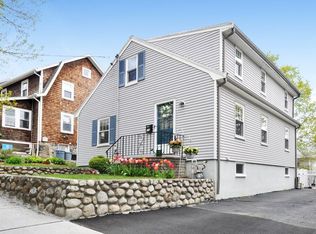 11 Sunset Rd, Arlington, MA 02474