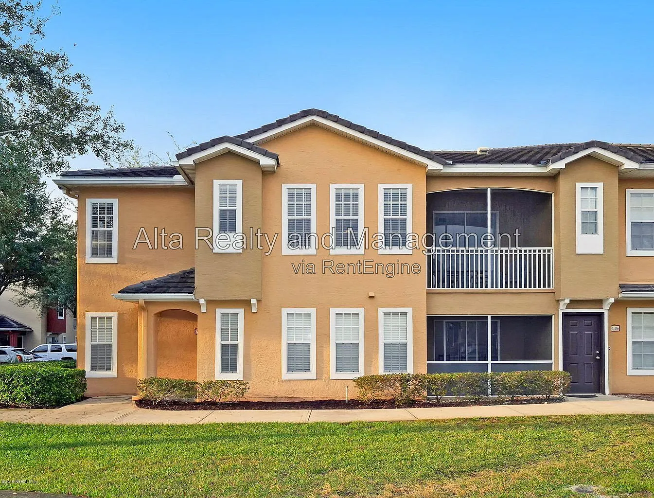 1 bed, 1.0 bath, 851 sqft, $1,300 — Photo 1
