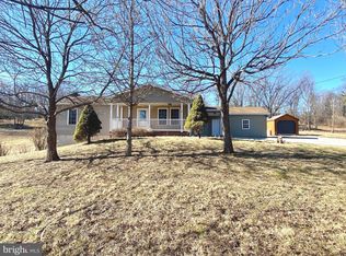 171 Clone Run Rd, Hedgesville, WV 25427