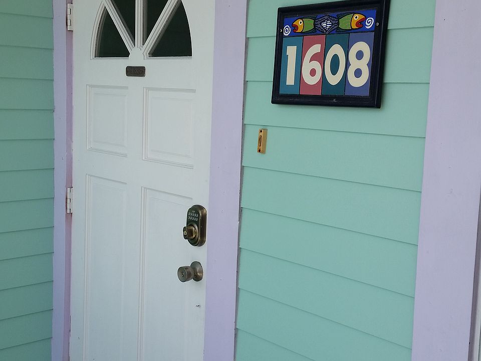 Front Door, 2nd Floor