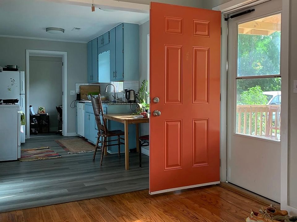1st image of 1217 S Dunn Ave