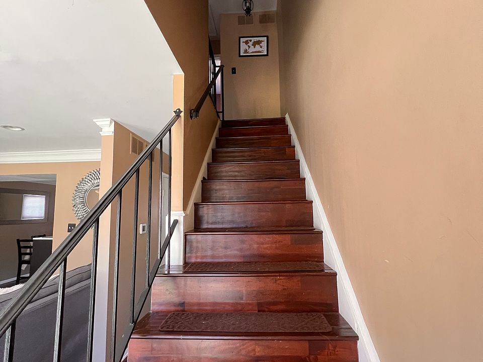 1st image of 3268 Applegate Ct