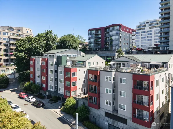 524 6th Avenue W #403, Seattle, WA 98119