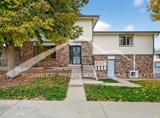 1828 S Ammons St APT B, Lakewood, CO 80232