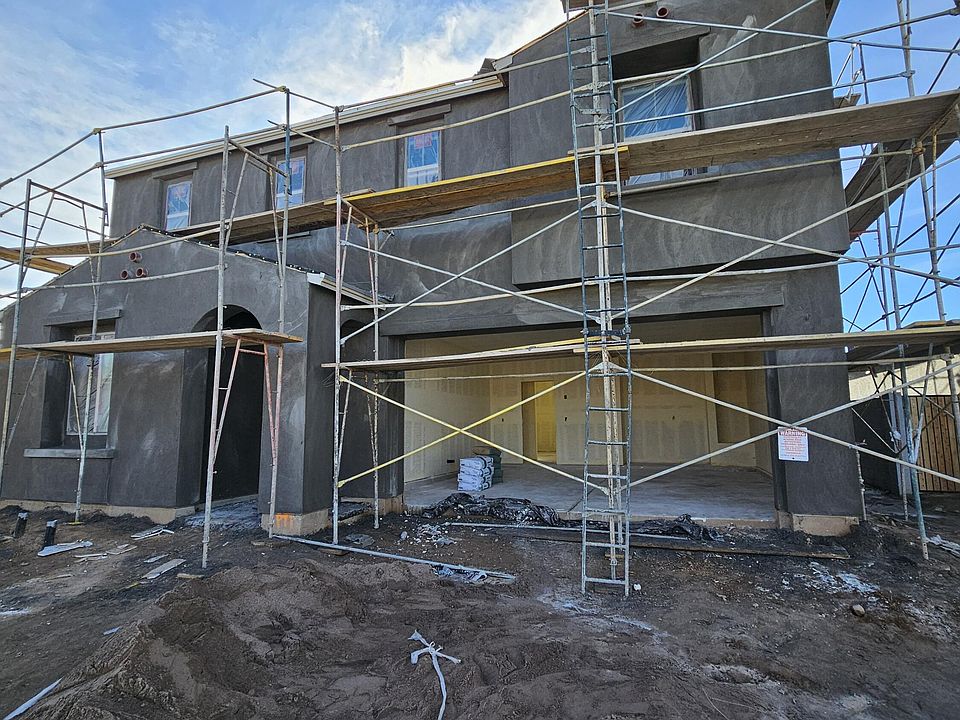 1st image of 1933 E LARIAT Avenue