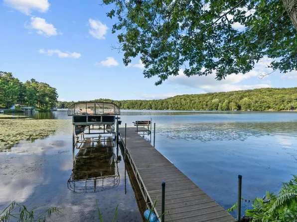 2617 2 1/4 St, Cumberland, WI 54829