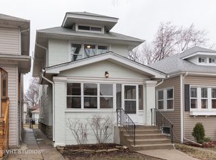 1015 S Elmwood Ave, Oak Park, IL 60304