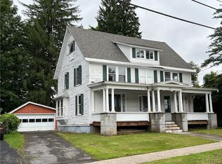 32 Lebanon St, Hamilton, NY 13346