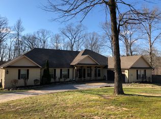 423 Besancon Rd, Benton, AR 72019