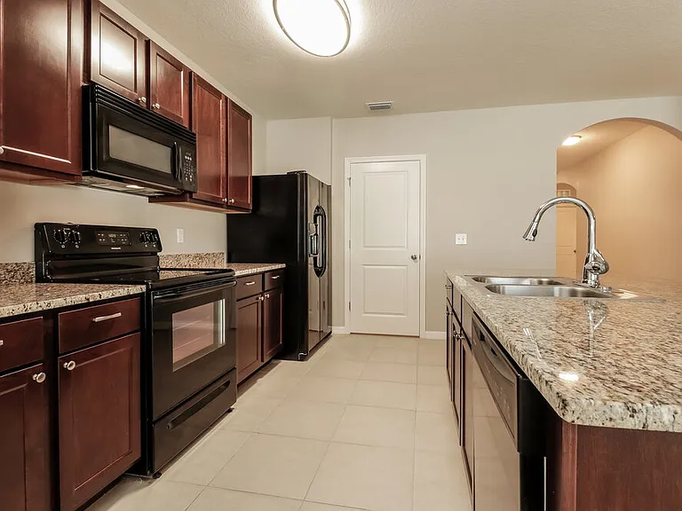 3767 Bramblewood Loop — Photo 7