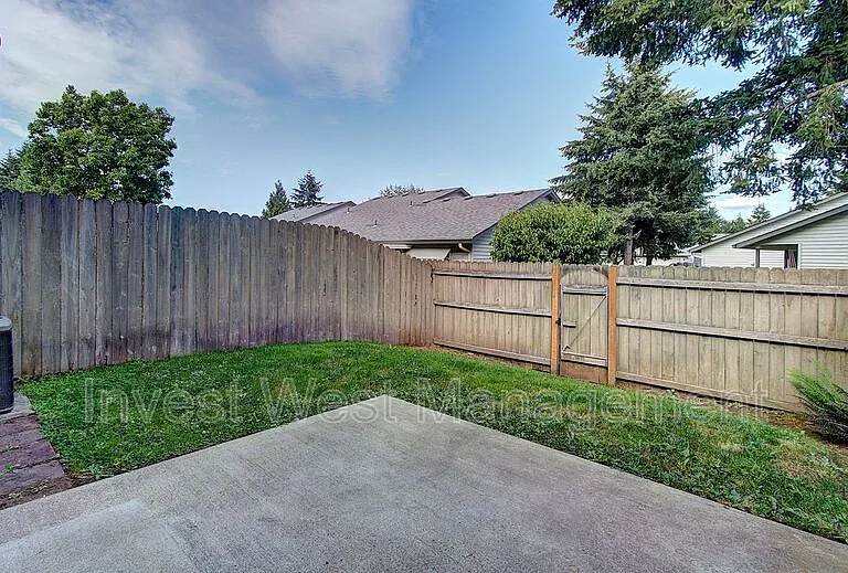 5215 NE 83rd Pl — Photo 28