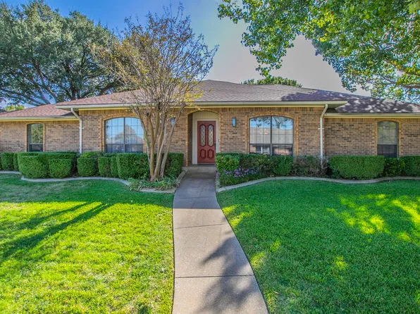 618 Meadowbrooke Dr, Duncanville, TX 75137