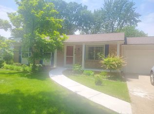 848 Randall Dr, Troy, MI