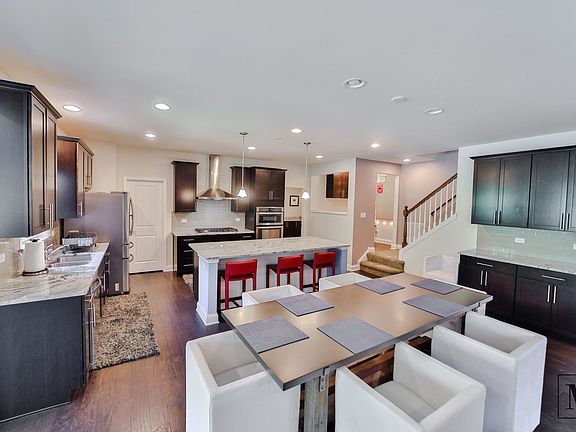 5th image of 1525 Dogwood Dr