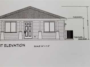 5721 5th St E #A, Bradenton, FL 34203