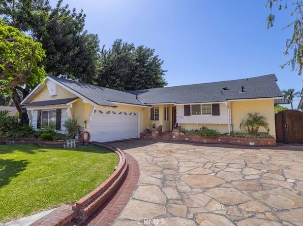 18900 Vincennes St, Northridge, CA 91324