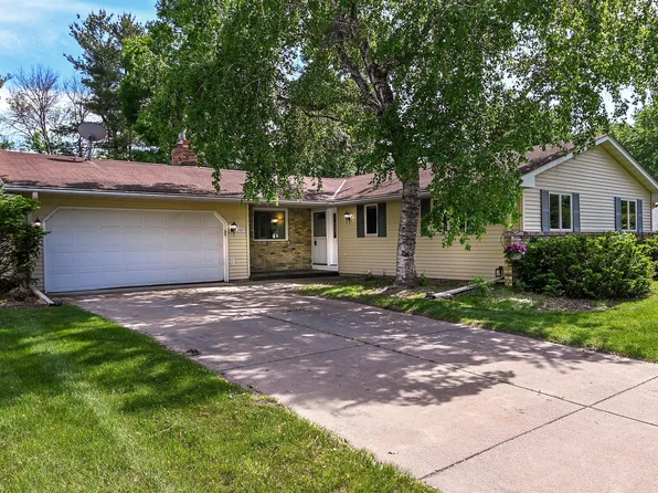 2101 Woods Ln, Burnsville, MN 55337