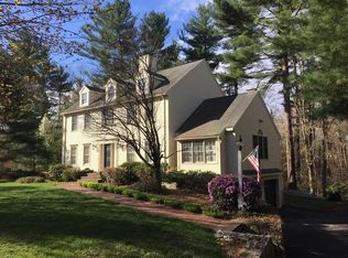 27 Vineyard Pl, North Easton, MA 02356