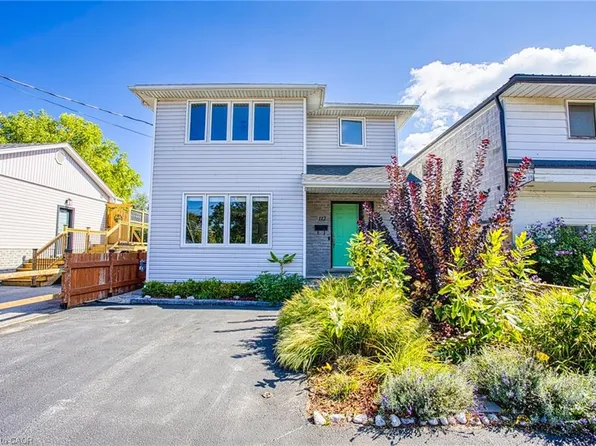 112 Arthur St, Saint Catharines, ON L2M 1H7