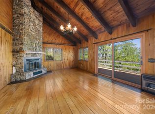 2531 Laurel Ridge Rd, Maggie Valley, NC 28751
