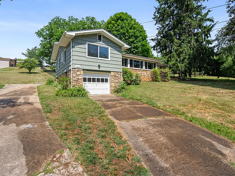 128 Mount Carmel Rd #A — Photo 33