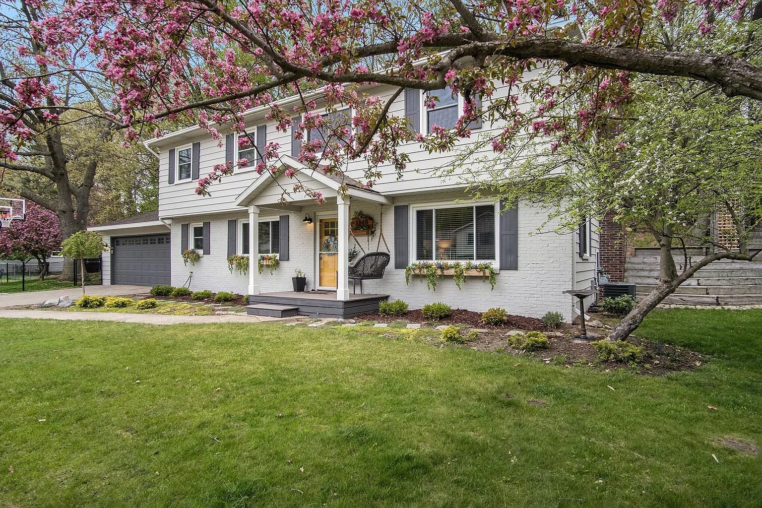 1848 Forest Park Rd photo 1