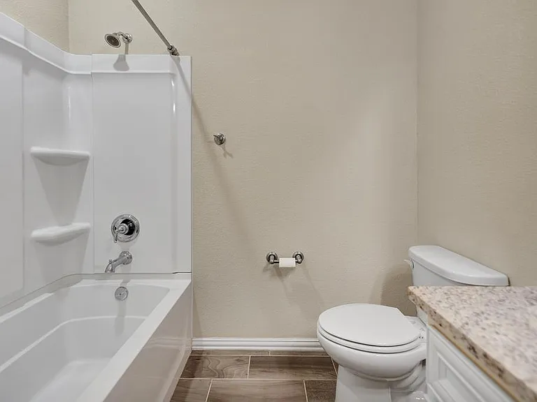 6711 Hall Of Fame Blvd — Photo 34