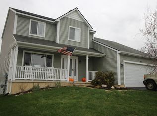 210 Tullamore St, Howell, MI 48843