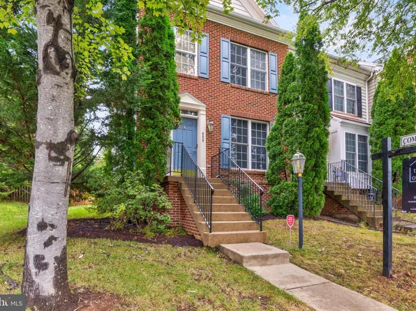 2606 Oak Valley Dr, Woodbridge, VA 22191