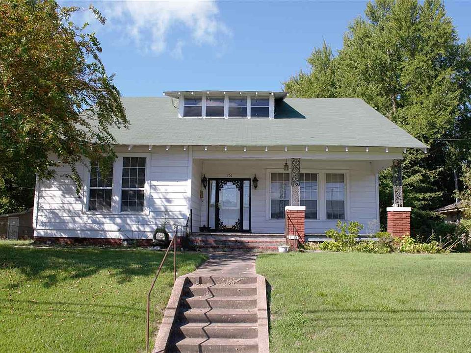1st image of 701 Hatchie St