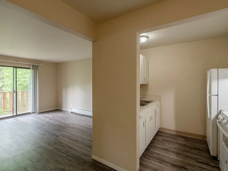 Oak Valley Apartments — Photo 25