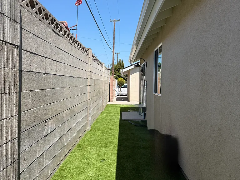 841 S Canoga St #B — Photo 13