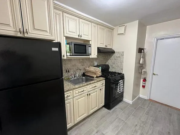 (undisclosed Address), Bronx, NY 10465