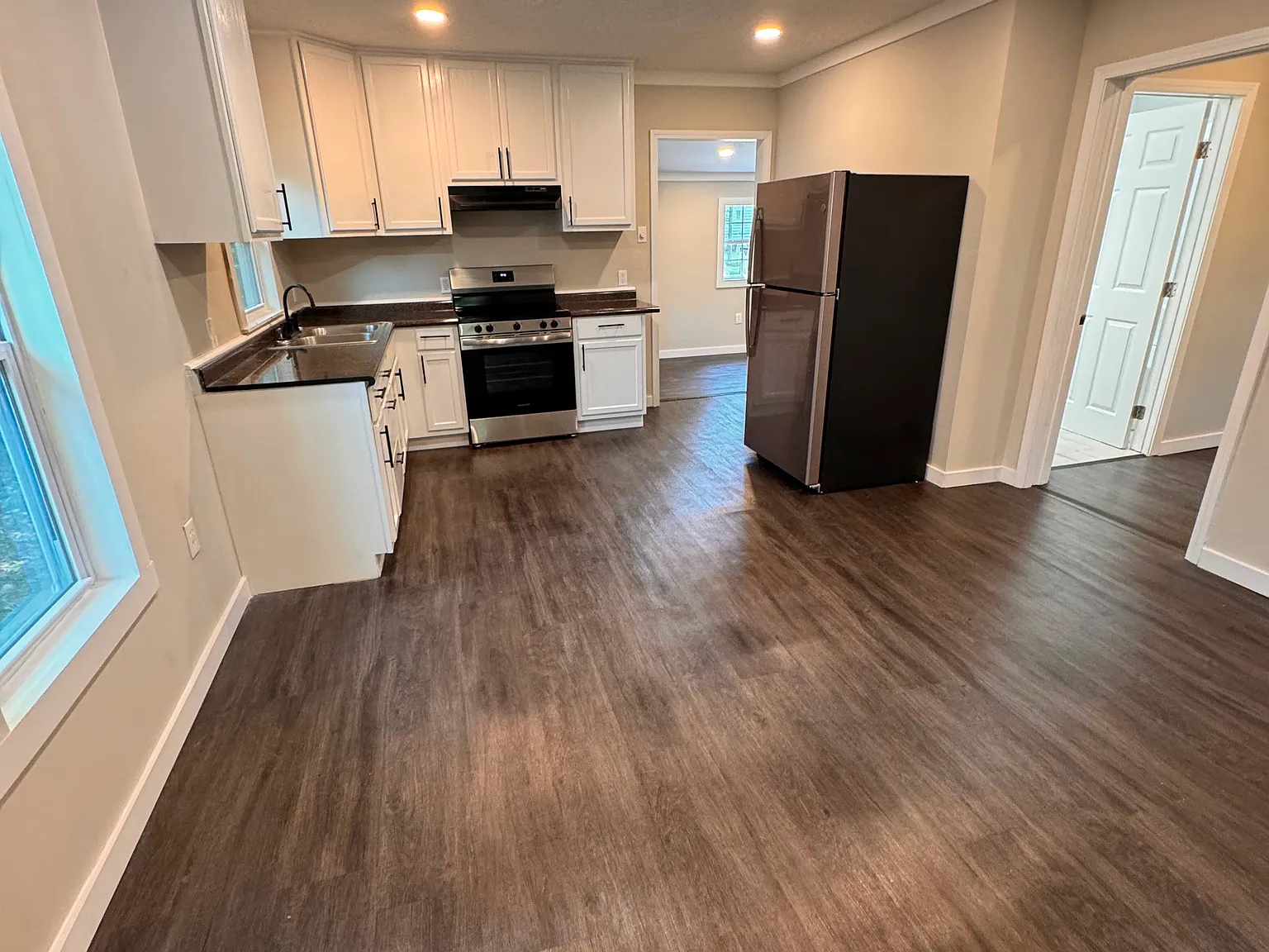 4 bed, 1261 sqft, $1,500 — Photo 3