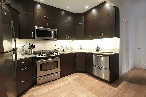 Sold by Oxford Property Group | media 9