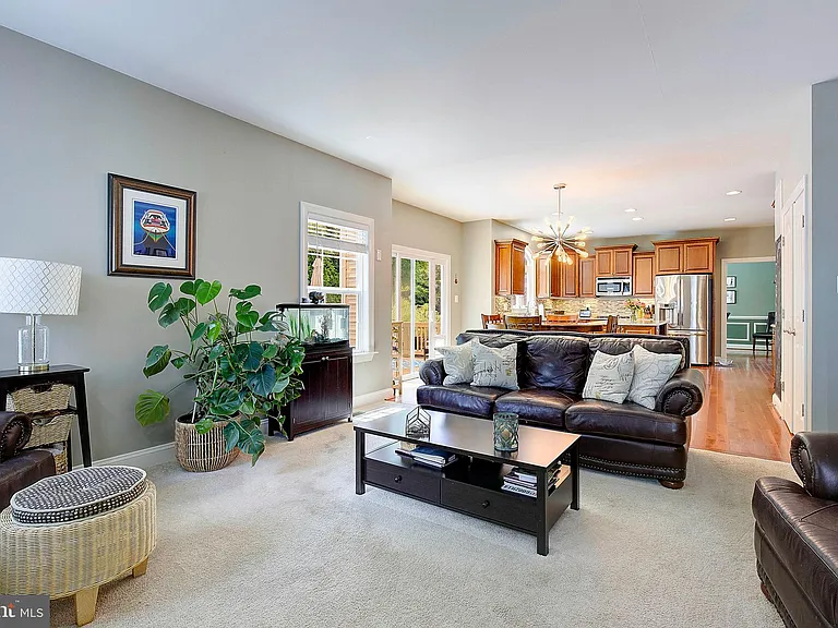 3104 Lawrin Ct — Photo 21