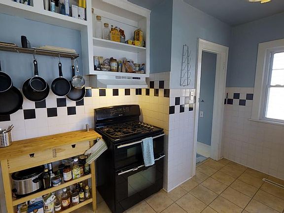 2nd image of 4452 Nokomis Ave