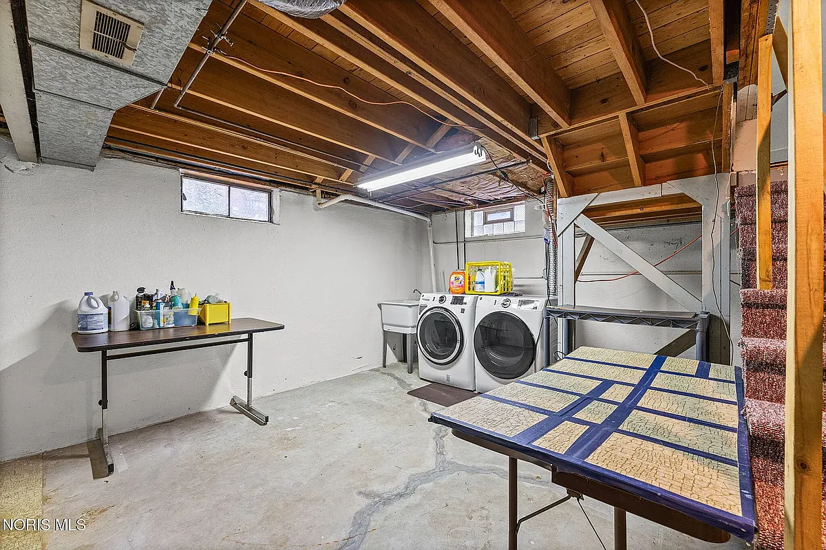 1 bed, 1.0 bath, 1493 sqft, $555 — Photo 3