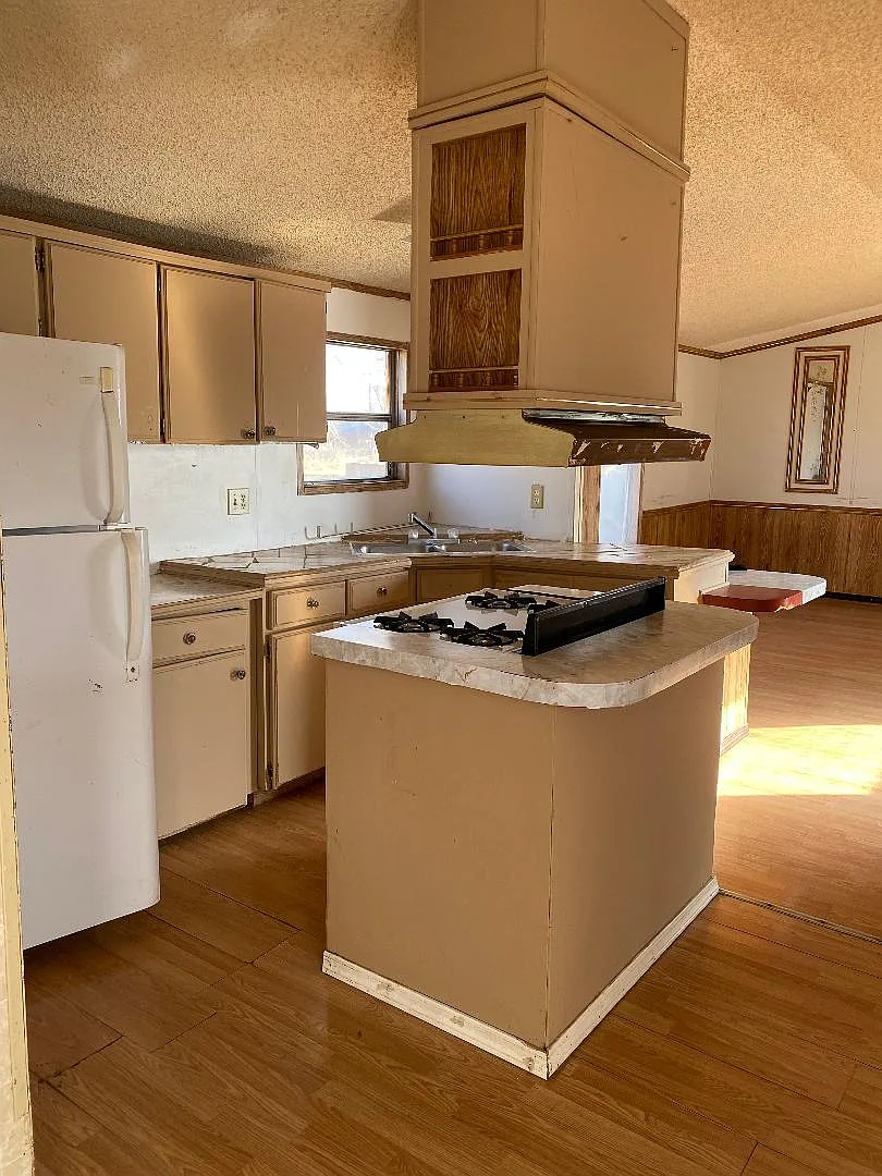 3 bed, 1120 sqft, $1,200 — Photo 4
