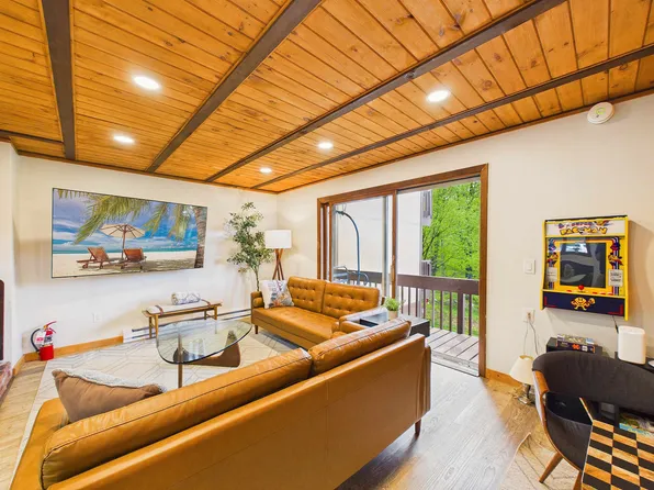 774 East Mountain Road #E6, Killington, VT 05751