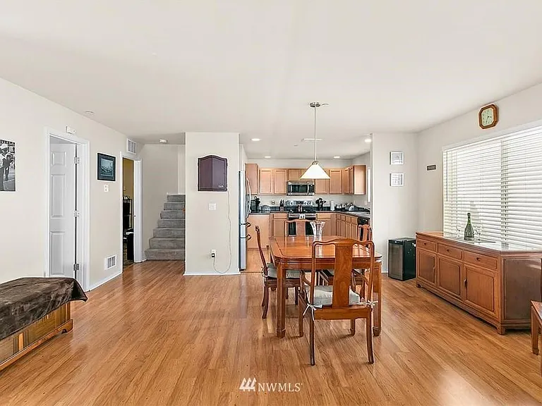 1415 Burnside Pl — Photo 22