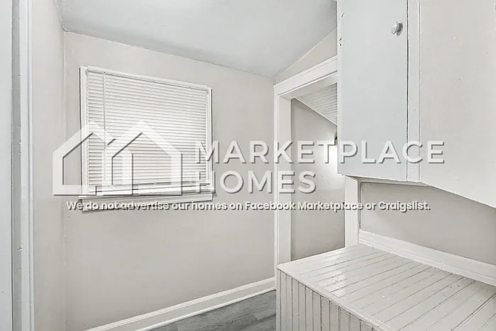 22046 Birchwood Ave — Photo 11