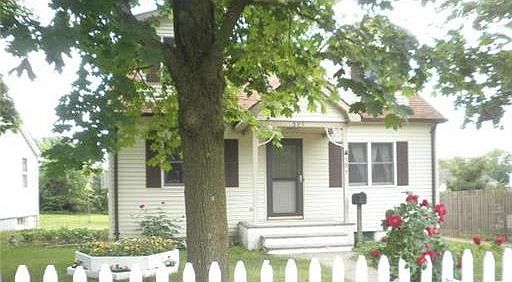 3rd image of 307 Buckelew Ave