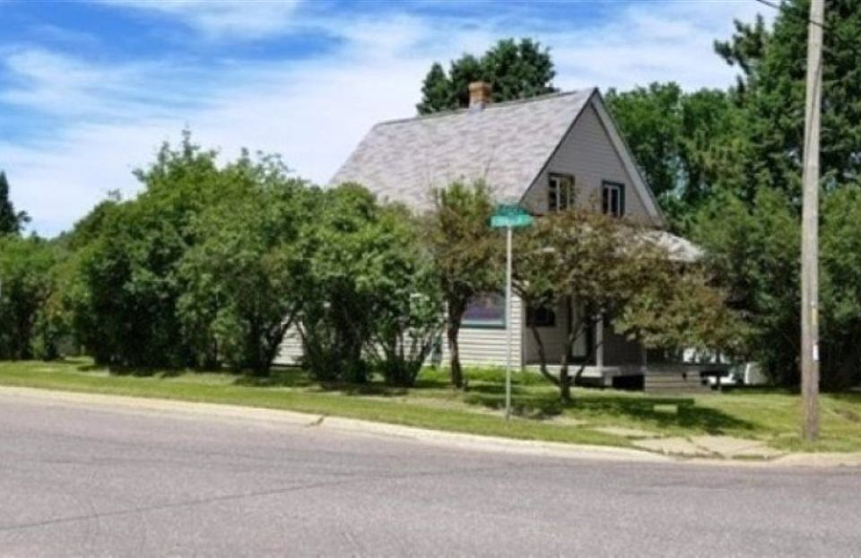 1st image of 1103 N River Ave