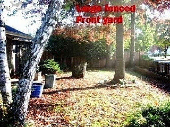 Fully Fenced Front Yard