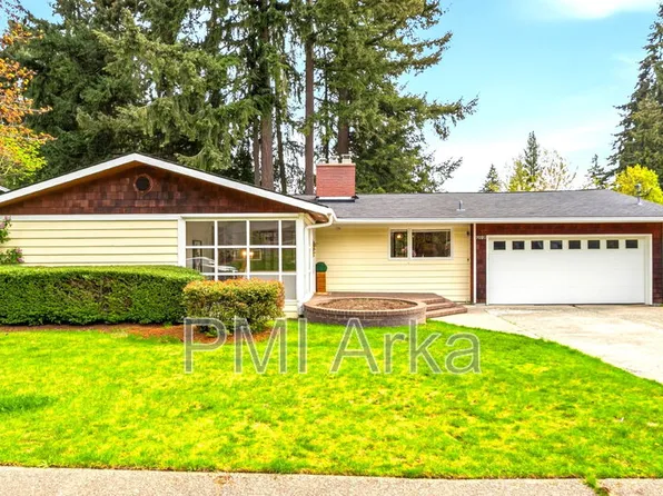 7020 137th Ave NE, Redmond, WA 98052