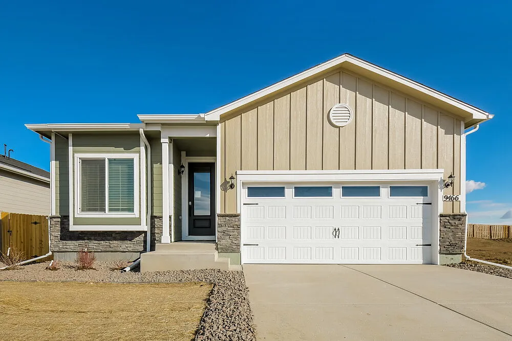 3 bed, 2.0 bath, 1476 sqft, $2,675 — Photo 1