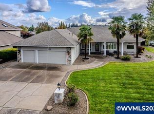 1832 Chapman Hill Dr NW, Salem, OR