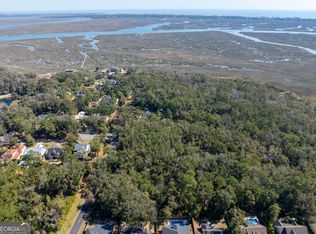 384 N Harrington Rd, Saint Simons Island, GA 31522
