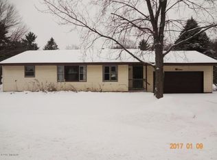 35 W Barton St, Newaygo, MI
